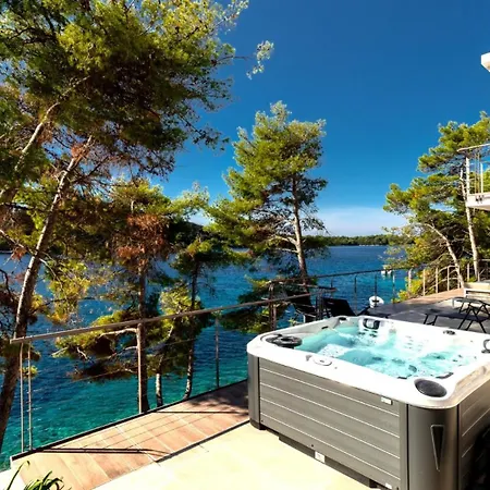 Lipovac By Guide * Blato (Korcula)