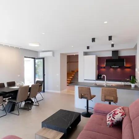 Villa Lipovac By Guide