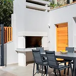 Lipovac By Guide Villa *