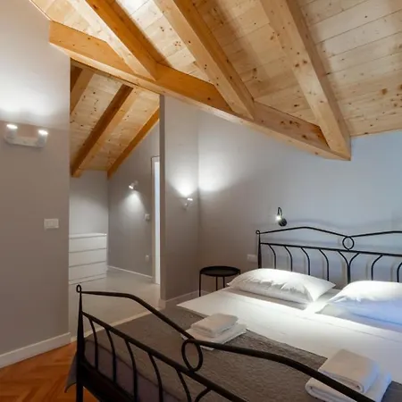 Lipovac By Guide * Blato (Korcula)