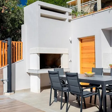 Lipovac By Guide Blato (Korcula)