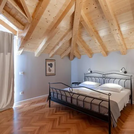 Lipovac By Guide فيلة Blato (Korcula)