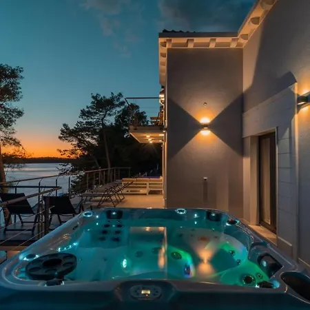 Lipovac By Guide Blato (Korcula)