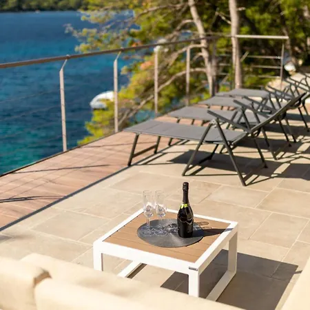 Lipovac By Guide Villa *