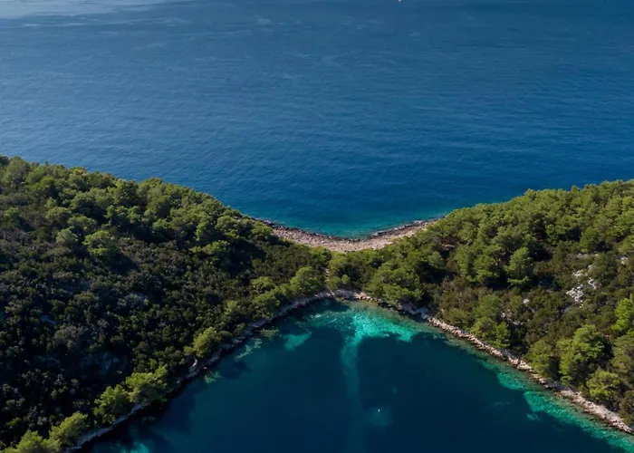 Lipovac By Guide * Blato (Korcula)