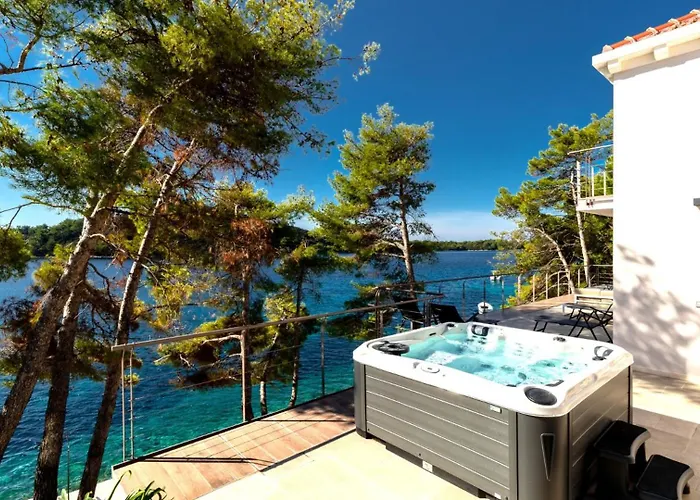 Lipovac By Guide * Blato (Korcula)