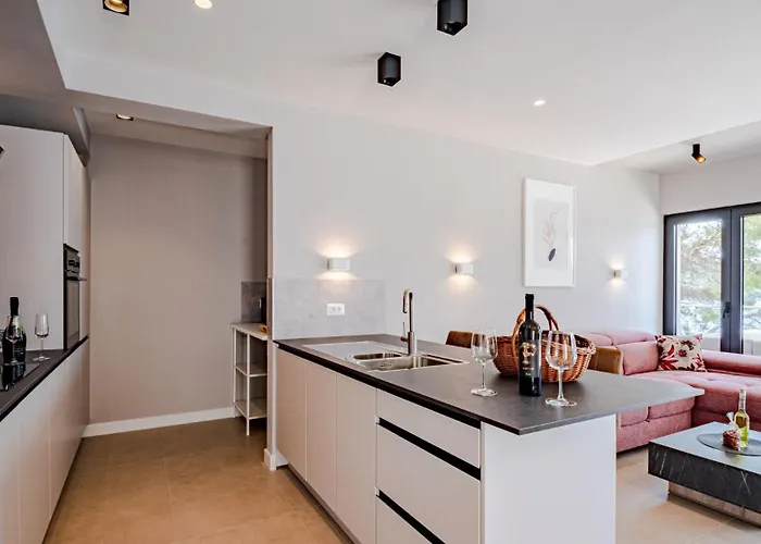 Lipovac By Guide Villa