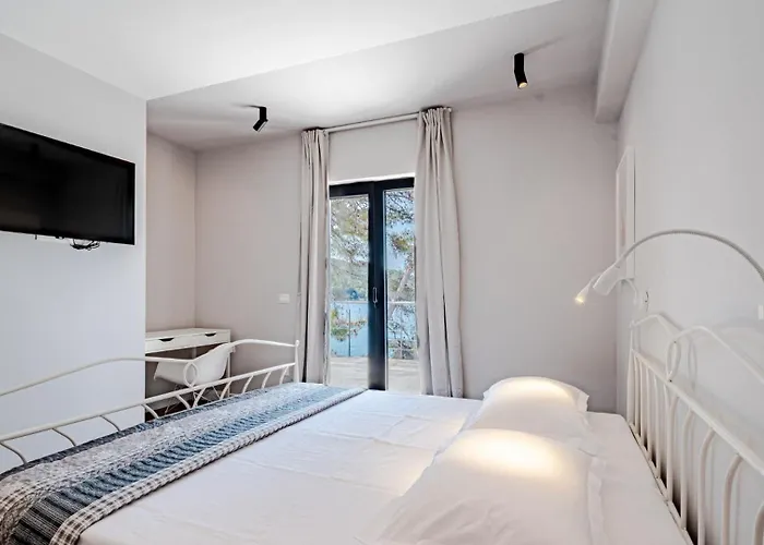 Villa Lipovac By Guide