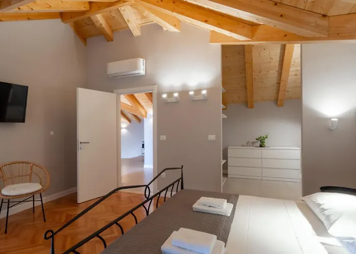 Lipovac By Guide Villa *